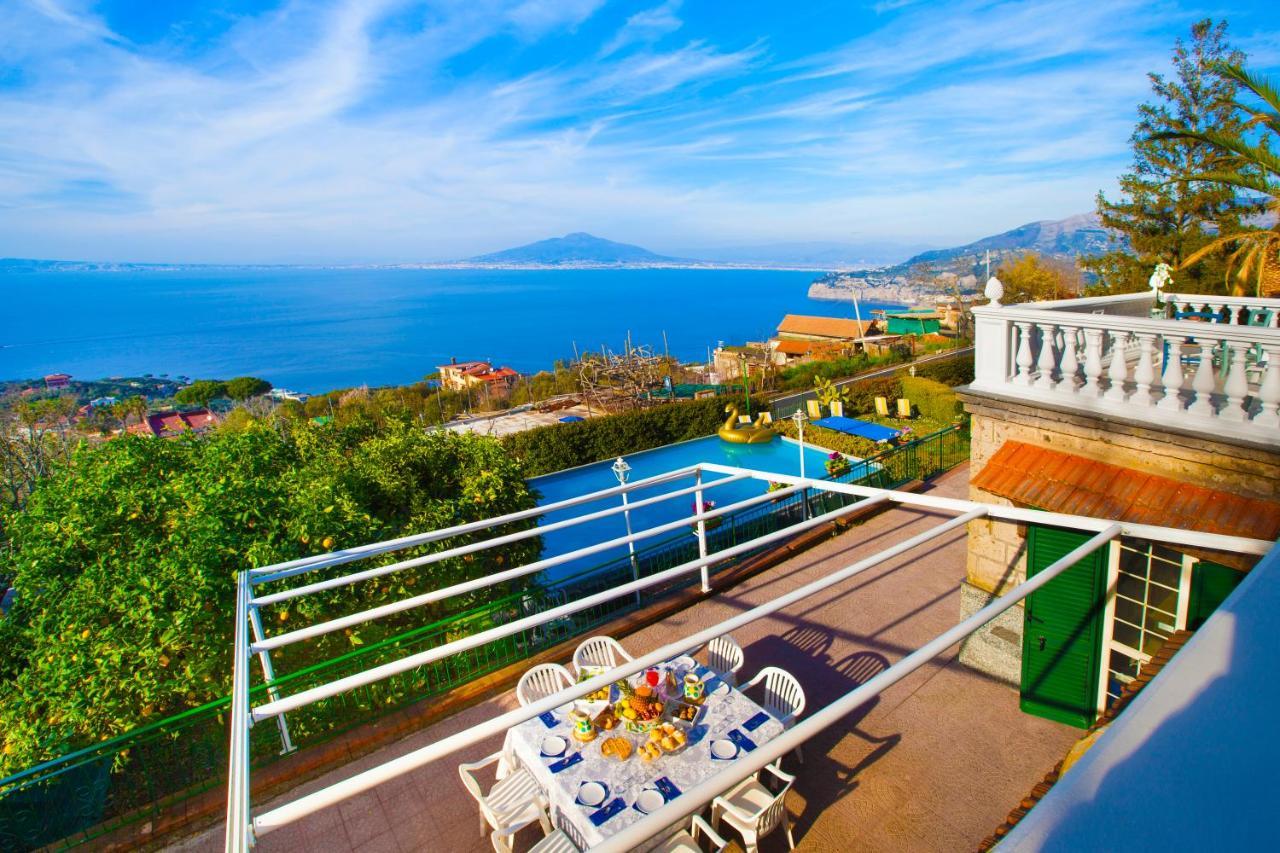 Estate4Home - Villa Luisa Play&Pool SantʼAgata sui Due Golfi Kültér fotó