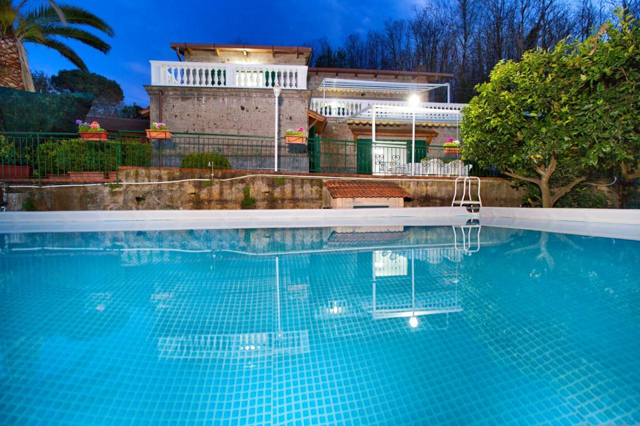 Estate4Home - Villa Luisa Play&Pool SantʼAgata sui Due Golfi Kültér fotó