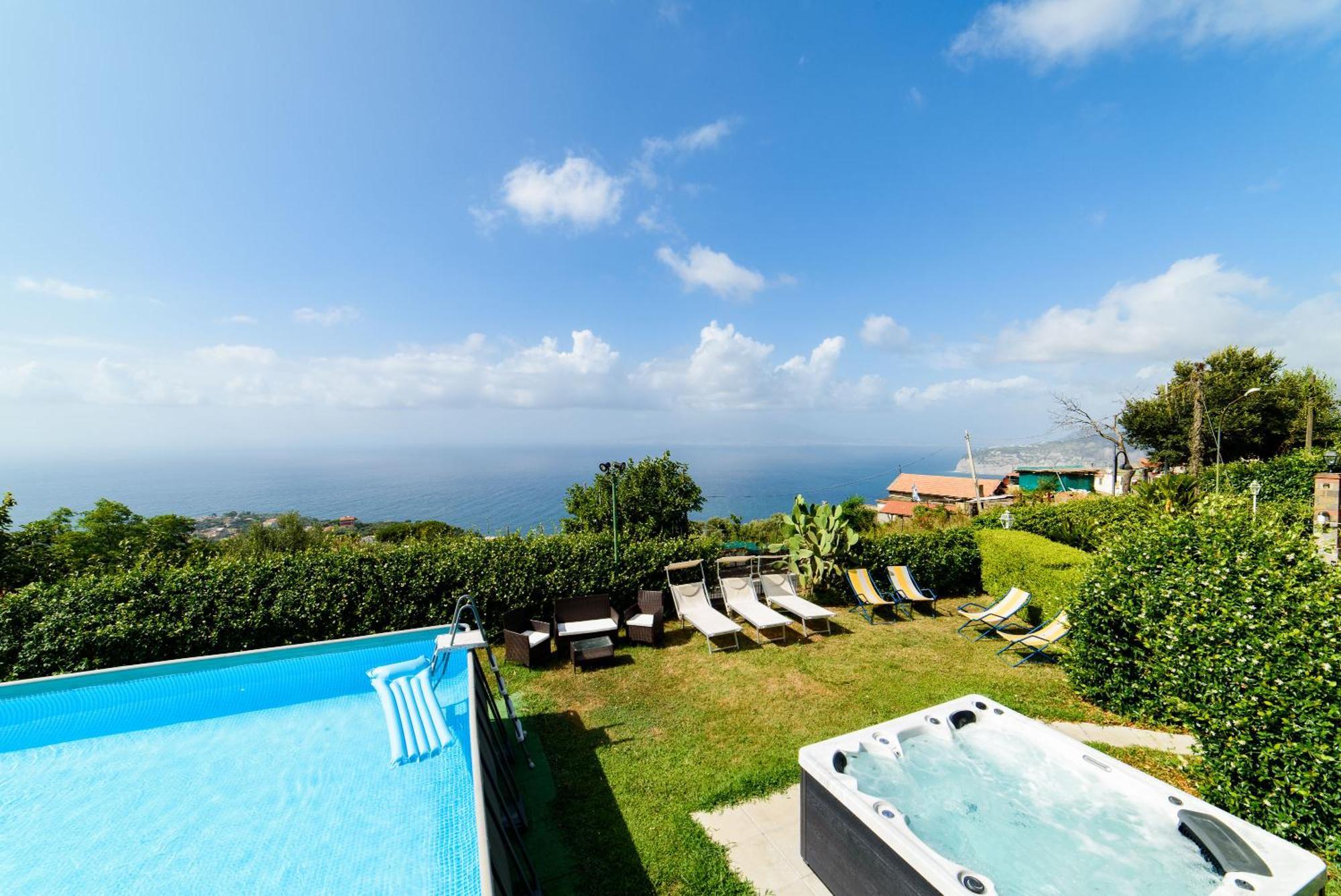 Estate4Home - Villa Luisa Play&Pool SantʼAgata sui Due Golfi Kültér fotó